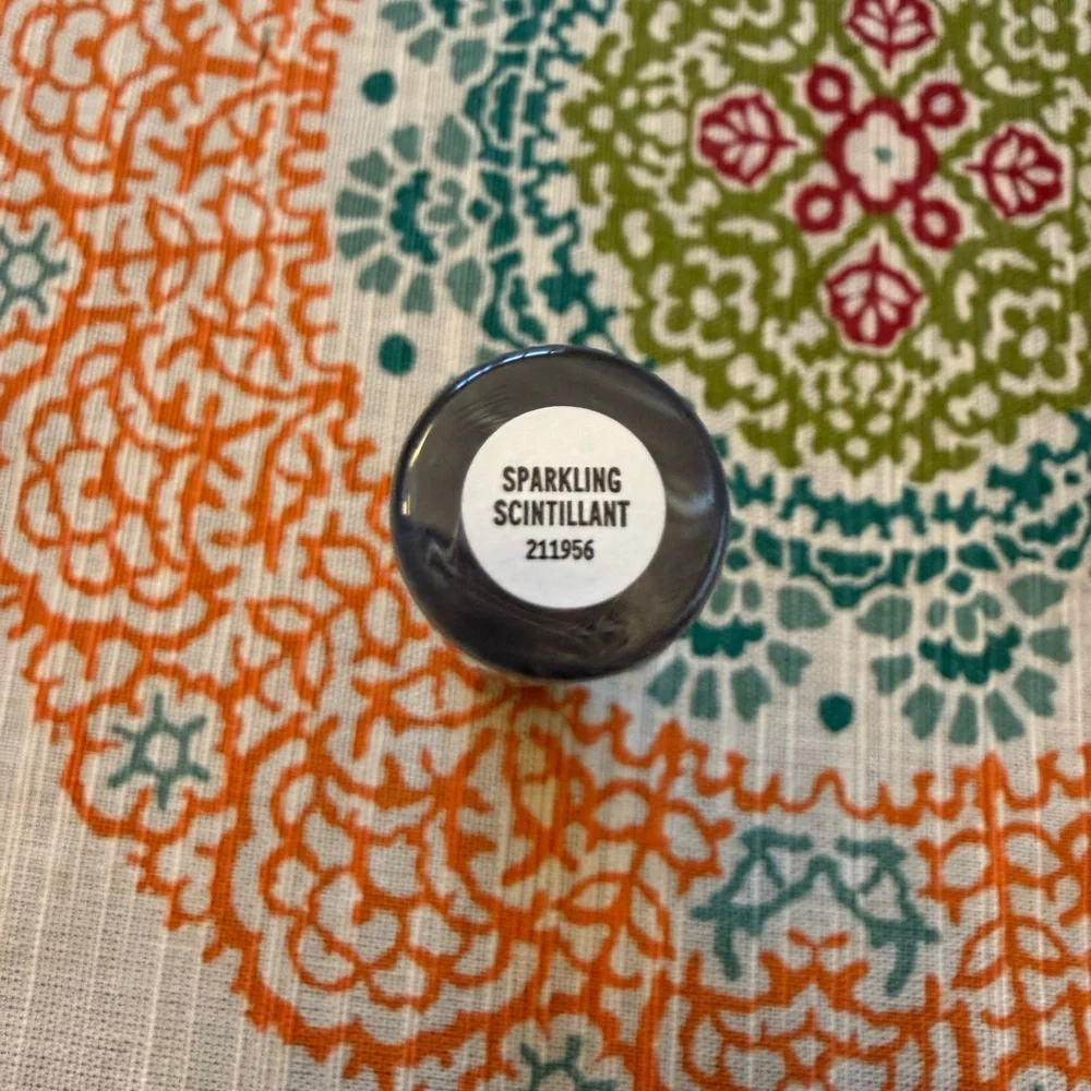 NWT Mary Kay Shimmer Liquid Eye Shadow - Sparkling Scintillant